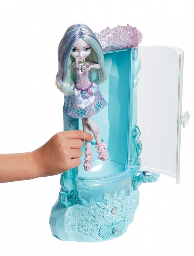 Кристал Винтер Зимние искры Эпическая зима (Ever After High Epic Winter Winter Sparklizer Playset)